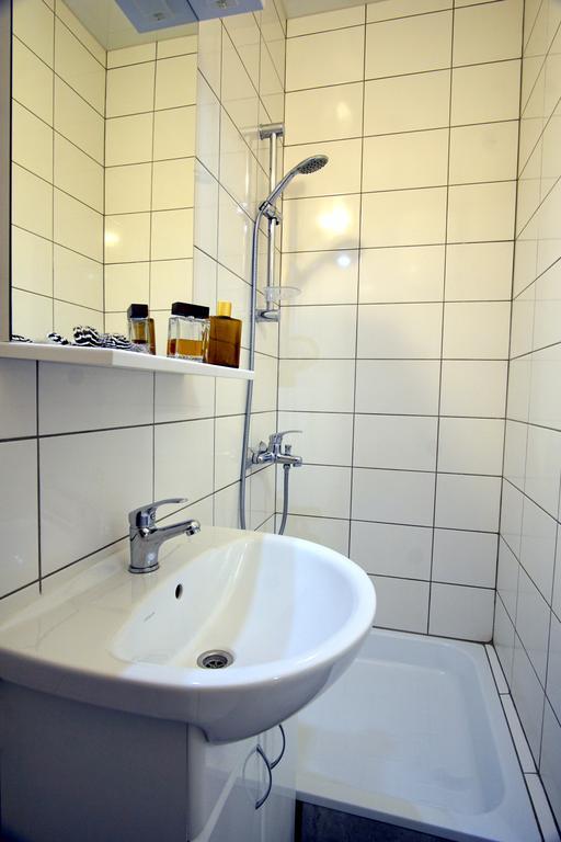 54A Tselinogradskaia Str At Alekseevka Underground Carcóvia Exterior foto