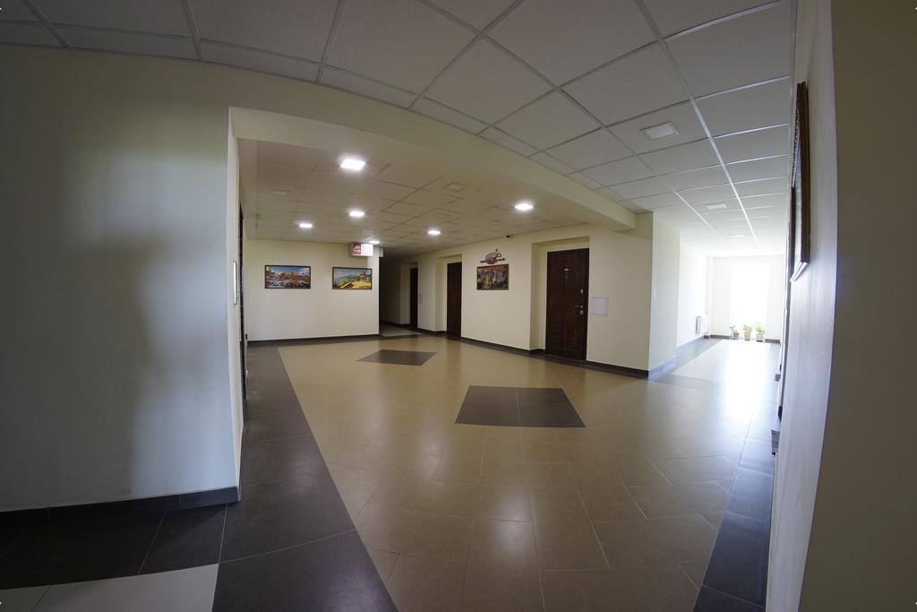 54A Tselinogradskaia Str At Alekseevka Underground Carcóvia Exterior foto