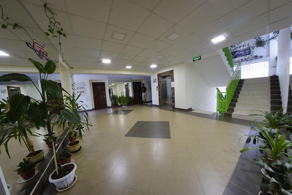54A Tselinogradskaia Str At Alekseevka Underground Carcóvia Exterior foto