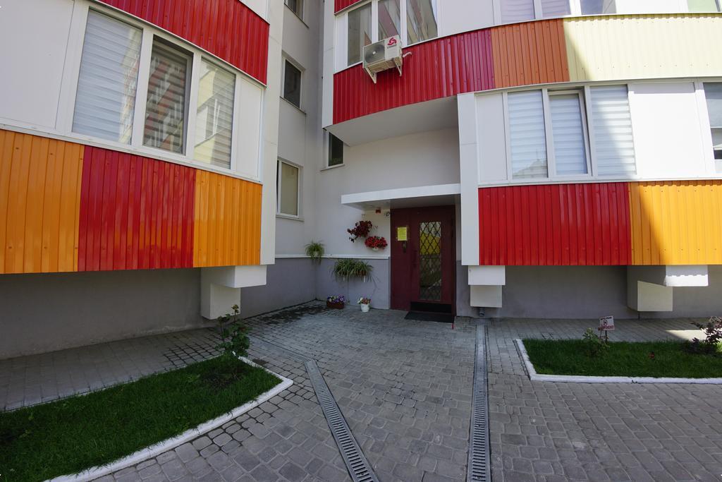 54A Tselinogradskaia Str At Alekseevka Underground Carcóvia Exterior foto
